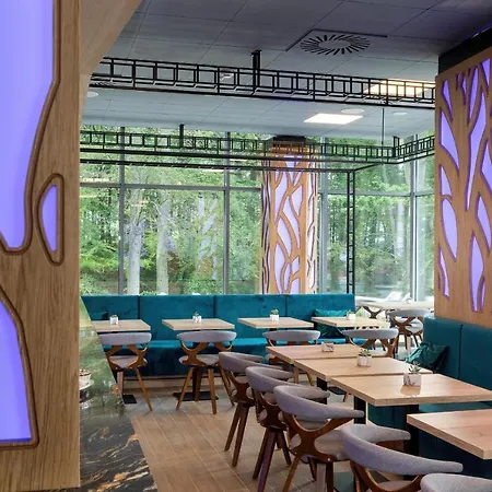 Aquamarina Onyx 13 미엥지즈드로예