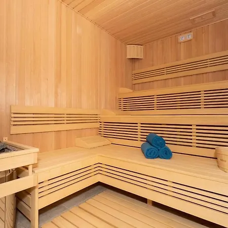 Aquamarina Onyx 13 미엥지즈드로예